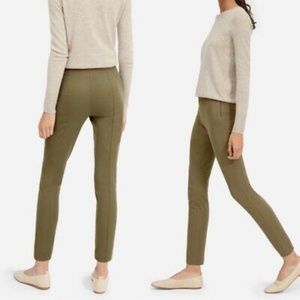 Everlane Work Pant in Olive Green Size 4 Regular - Side Zip Stretch Cotton Pants